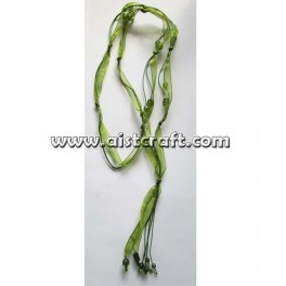Collier en tissu