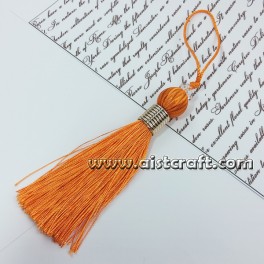 Pendentif pompon